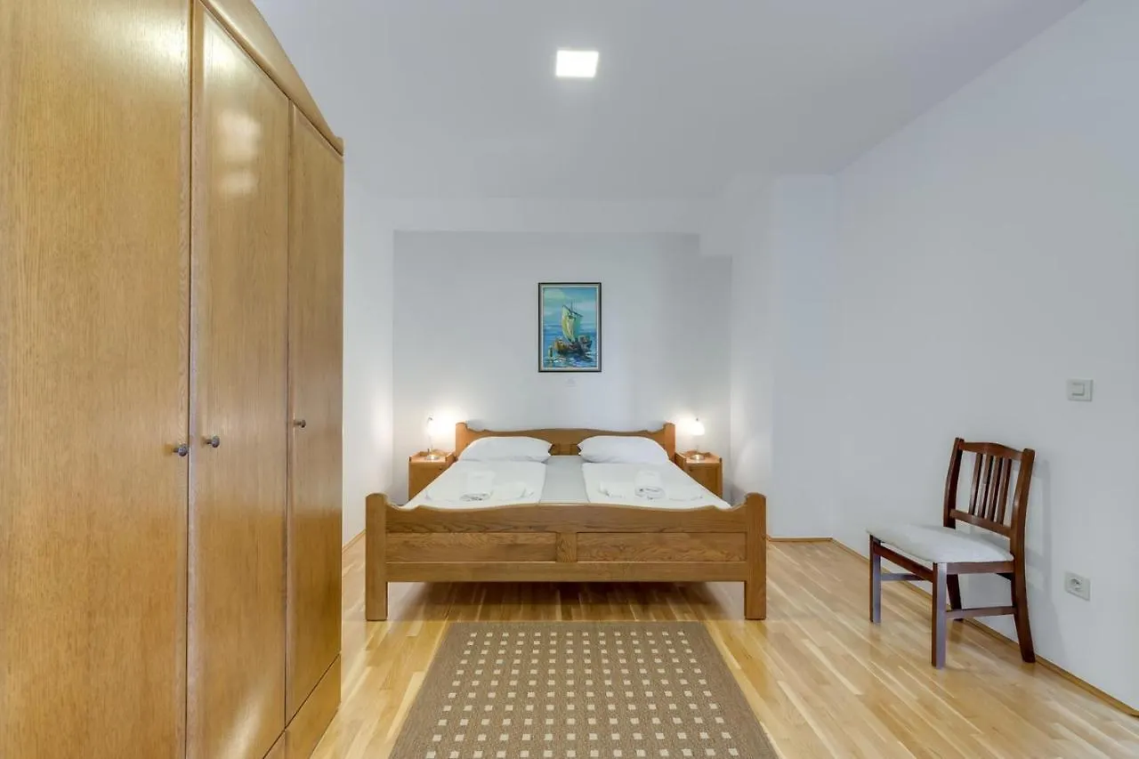 Villa Karolina With Private Pool Croatia