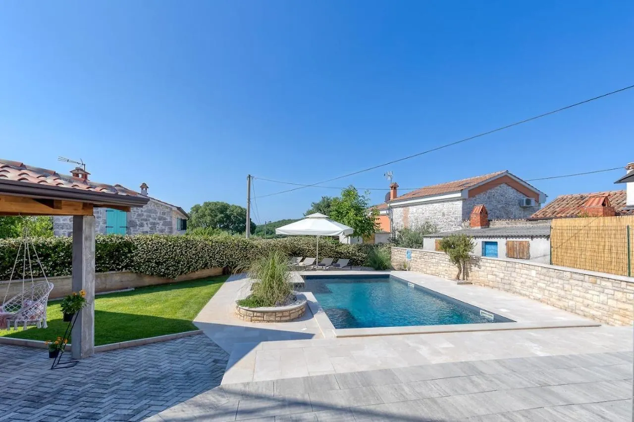 Villa Karolina With Private Pool